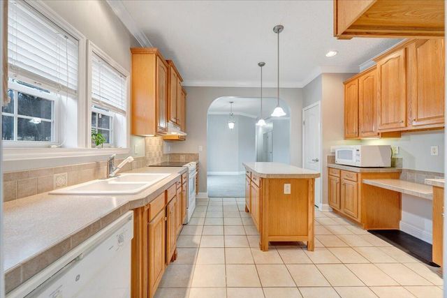 5300 Ponderosa DR, Roanoke, VA 24019