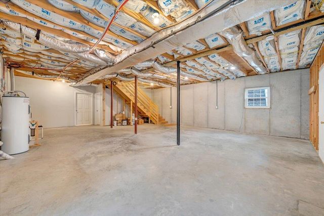 5300 Ponderosa DR, Roanoke, VA 24019