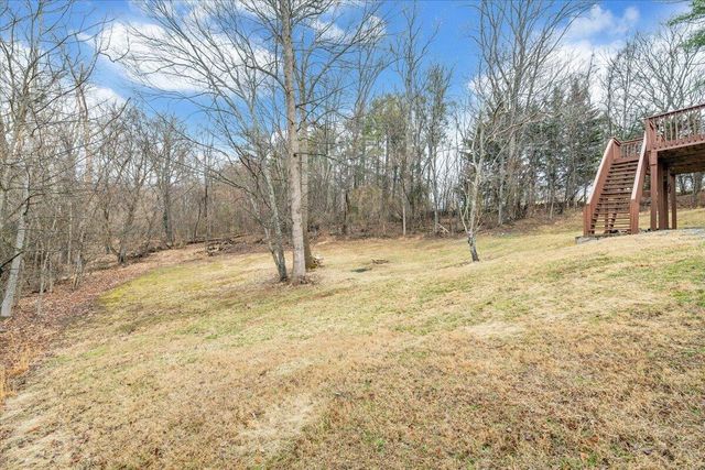 5300 Ponderosa DR, Roanoke, VA 24019