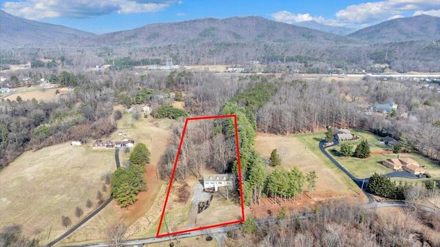 5300 Ponderosa DR, Roanoke, VA 24019