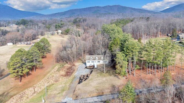 5300 Ponderosa DR, Roanoke, VA 24019