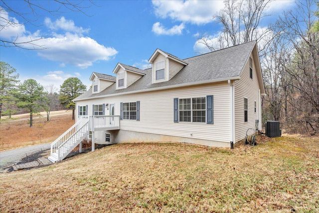 5300 Ponderosa DR, Roanoke, VA 24019