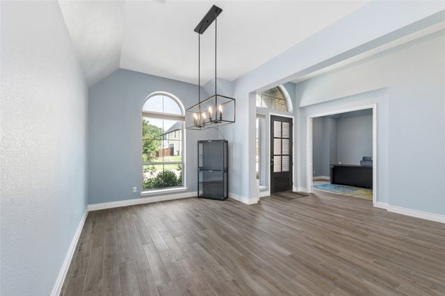 7013 Salmon Springs Drive, Argyle, TX 76226