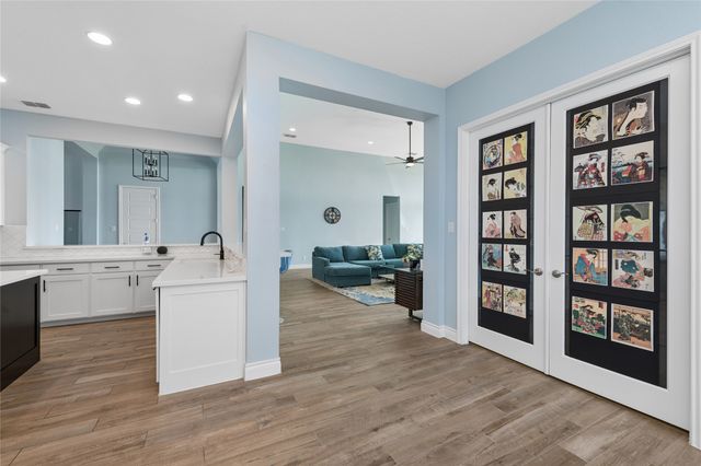 7013 Salmon Springs Drive, Argyle, TX 76226