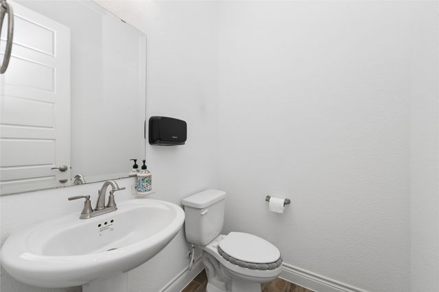 7013 Salmon Springs Drive, Argyle, TX 76226