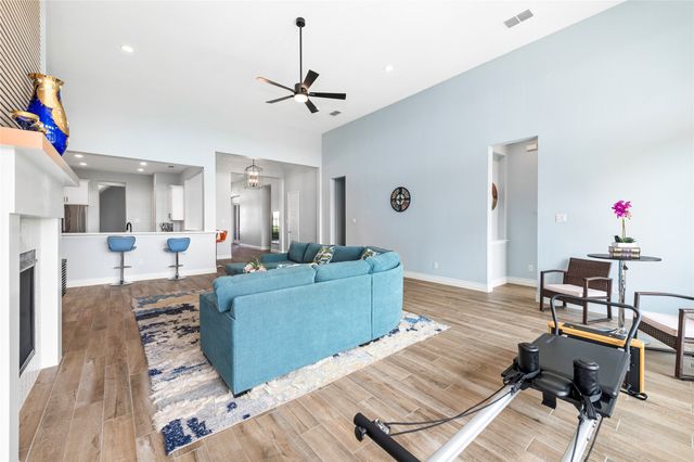 7013 Salmon Springs Drive, Argyle, TX 76226