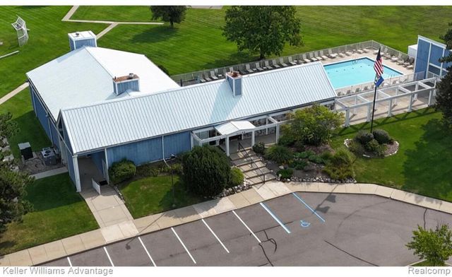 21320 E Glen Haven Circle, Northville, MI 48167