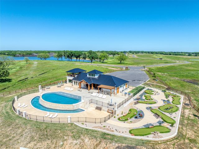 340 Peninsula Drive, Honey Grove, TX 75446