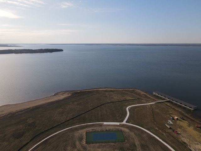 340 Peninsula Drive, Honey Grove, TX 75446