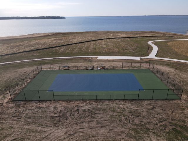 340 Peninsula Drive, Honey Grove, TX 75446