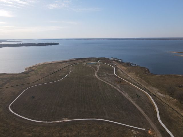 340 Peninsula Drive, Honey Grove, TX 75446