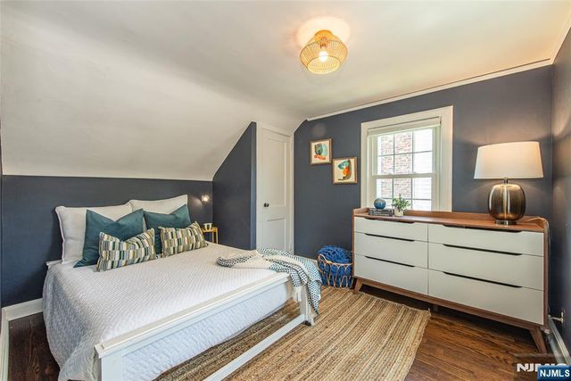 16 Haines Drive, Bloomfield, NJ 07003