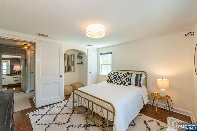 16 Haines Drive, Bloomfield, NJ 07003