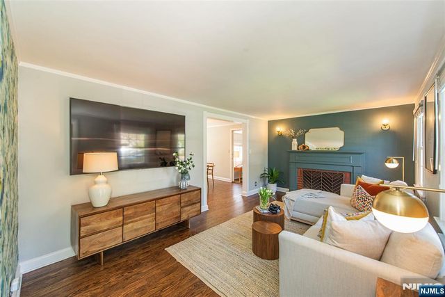16 Haines Drive, Bloomfield, NJ 07003