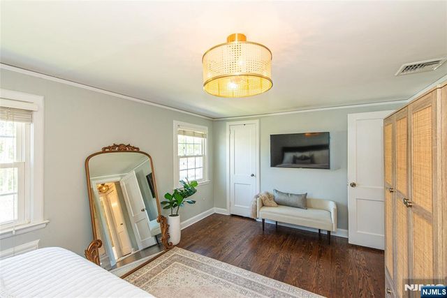 16 Haines Drive, Bloomfield, NJ 07003
