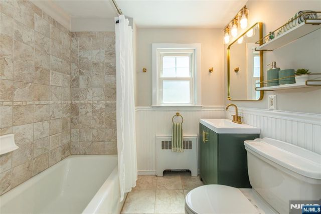 16 Haines Drive, Bloomfield, NJ 07003