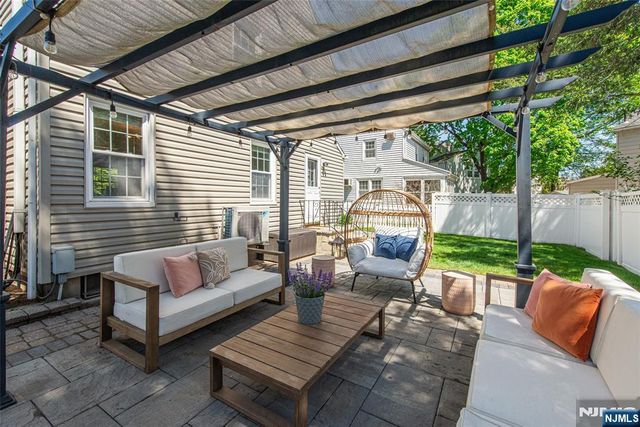 16 Haines Drive, Bloomfield, NJ 07003