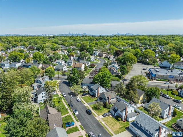 16 Haines Drive, Bloomfield, NJ 07003