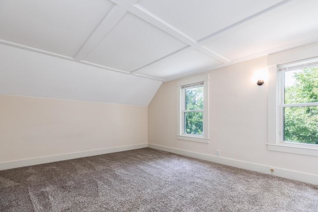 5 Tuttle Court, Rochester, NH 03839