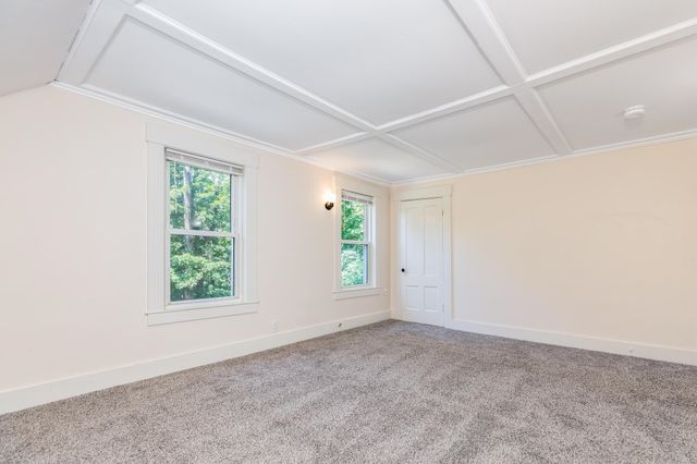 5 Tuttle Court, Rochester, NH 03839