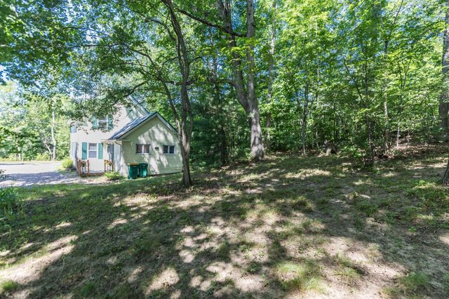 5 Tuttle Court, Rochester, NH 03839