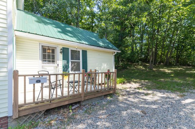 5 Tuttle Court, Rochester, NH 03839