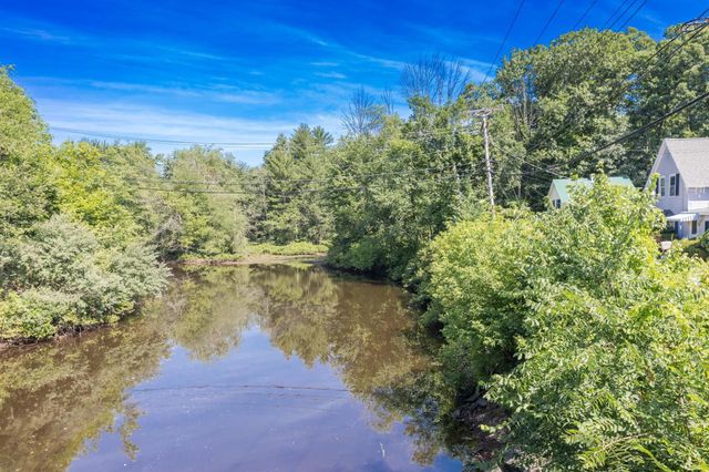 5 Tuttle Court, Rochester, NH 03839