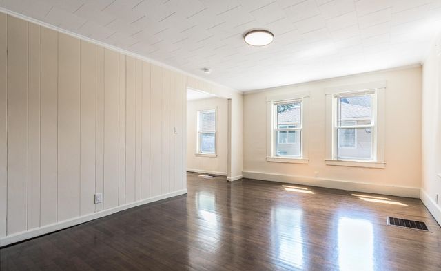 5 Tuttle Court, Rochester, NH 03839