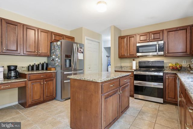 15 COLLEGE ST, Boyertown, PA 19512