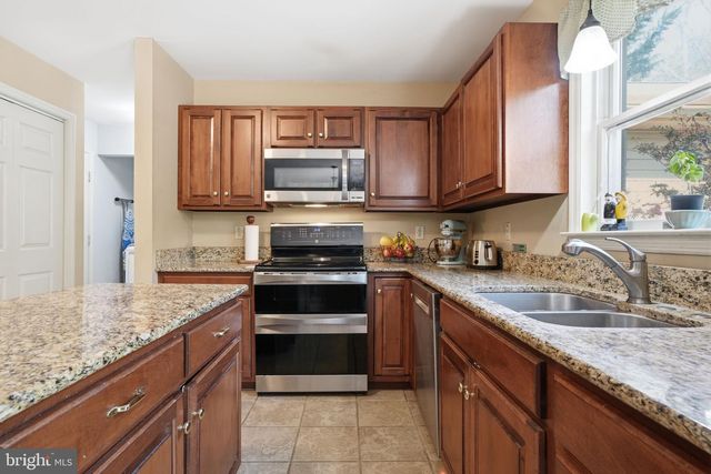 15 COLLEGE ST, Boyertown, PA 19512
