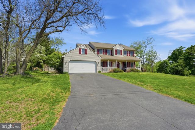 15 COLLEGE ST, Boyertown, PA 19512