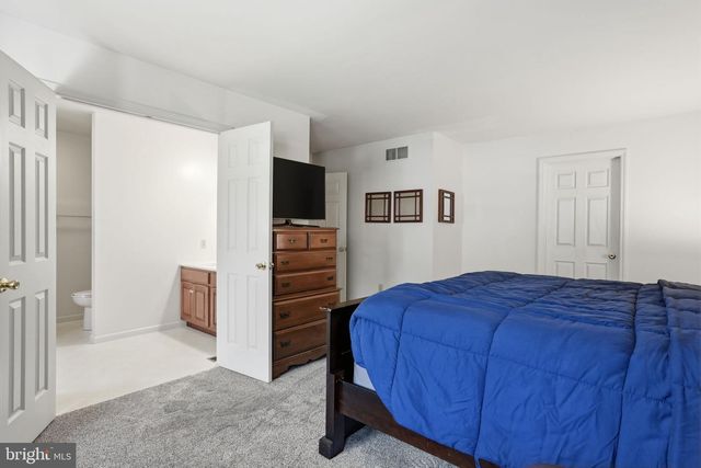 15 COLLEGE ST, Boyertown, PA 19512