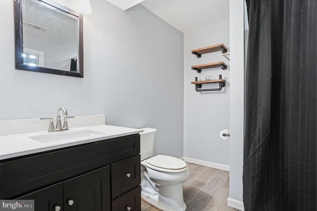 15 COLLEGE ST, Boyertown, PA 19512