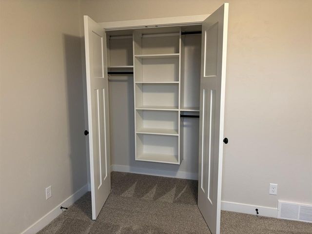 N3987 WETTERING WAY, Kaukauna, WI 54130