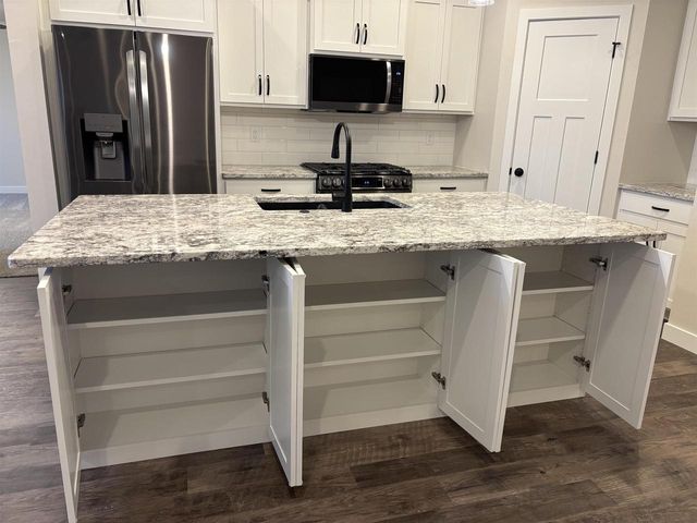 N3987 WETTERING WAY, Kaukauna, WI 54130