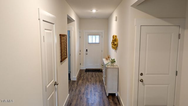 655 Saint Andrews Drive, Kingsport, TN 37664