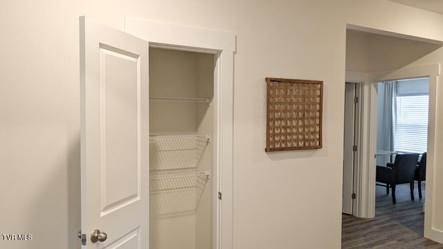 655 Saint Andrews Drive, Kingsport, TN 37664
