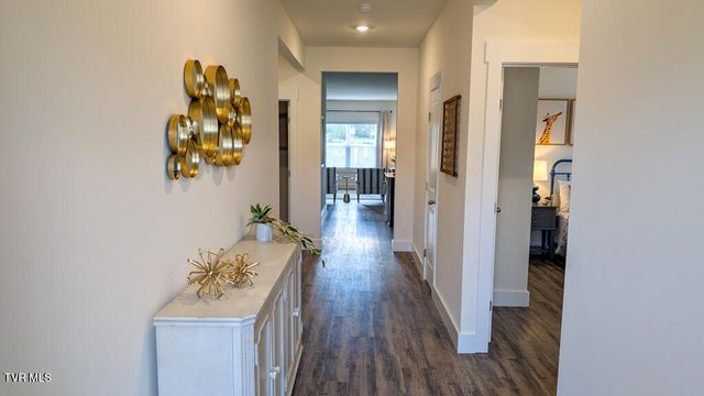 655 Saint Andrews Drive, Kingsport, TN 37664