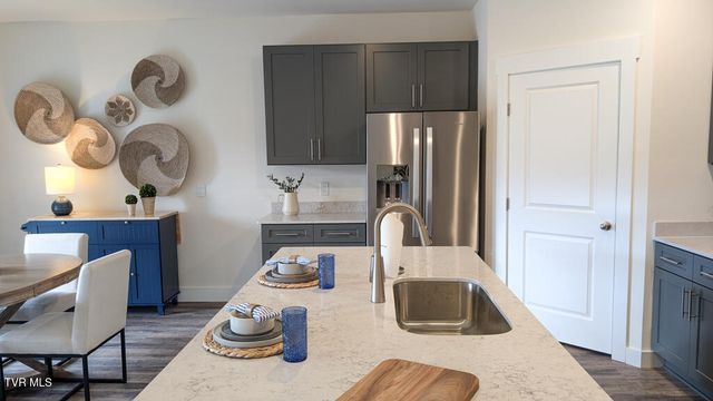 655 Saint Andrews Drive, Kingsport, TN 37664