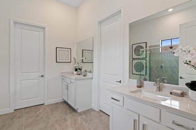 520 SE Fascino Circle, Port St. Lucie, FL 34984