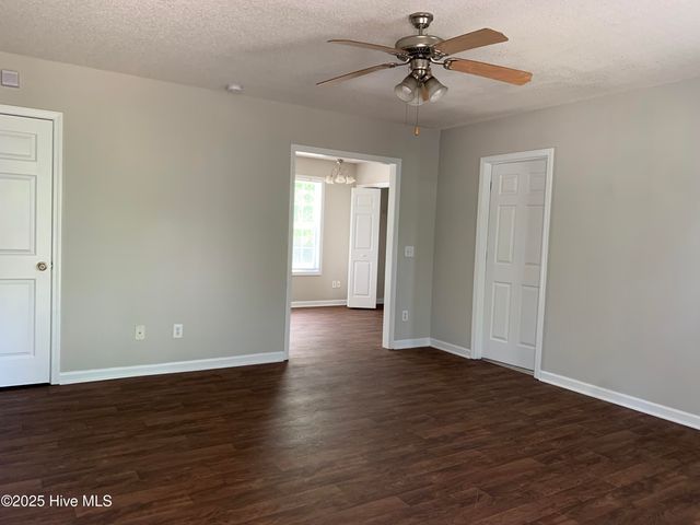 4836 Acres Drive, Wilmington, NC 28411