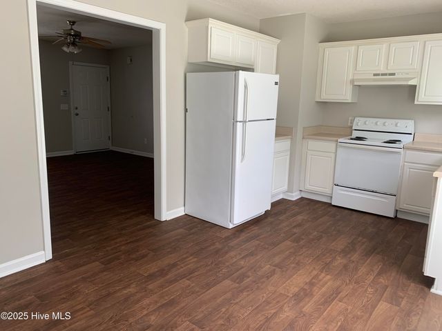 4836 Acres Drive, Wilmington, NC 28411