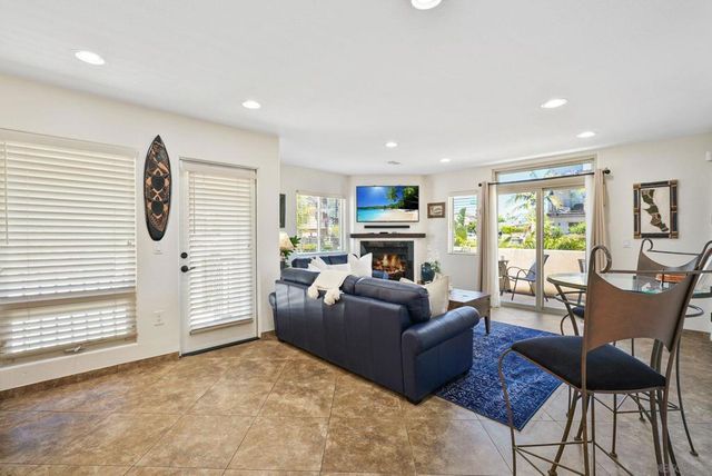 1311 15 Pacific Beach Dr, San Diego, CA 92109