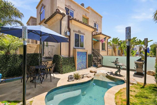 1311 15 Pacific Beach Dr, San Diego, CA 92109