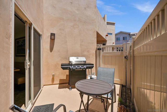 1311 15 Pacific Beach Dr, San Diego, CA 92109