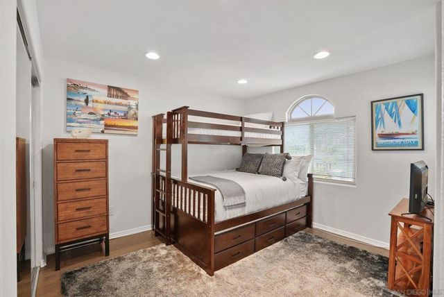 1311 15 Pacific Beach Dr, San Diego, CA 92109