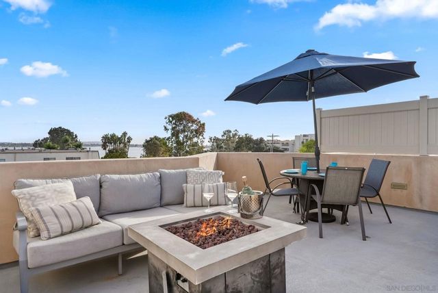 1311 15 Pacific Beach Dr, San Diego, CA 92109