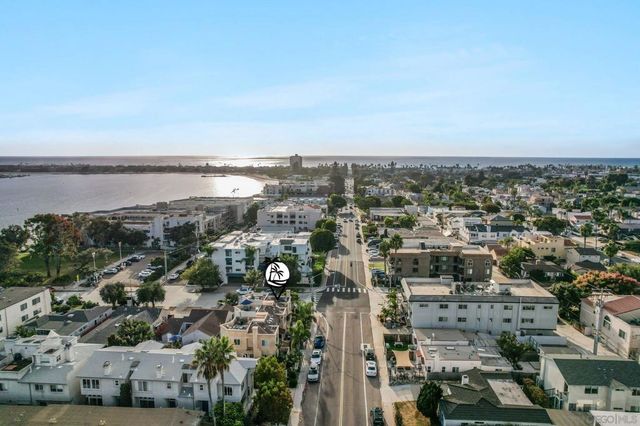 1311 15 Pacific Beach Dr, San Diego, CA 92109