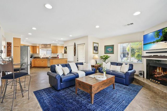 1311 15 Pacific Beach Dr, San Diego, CA 92109