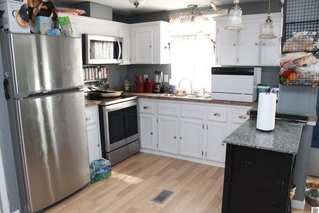 1280 St Rt 1271, Kuttawa, KY 42055